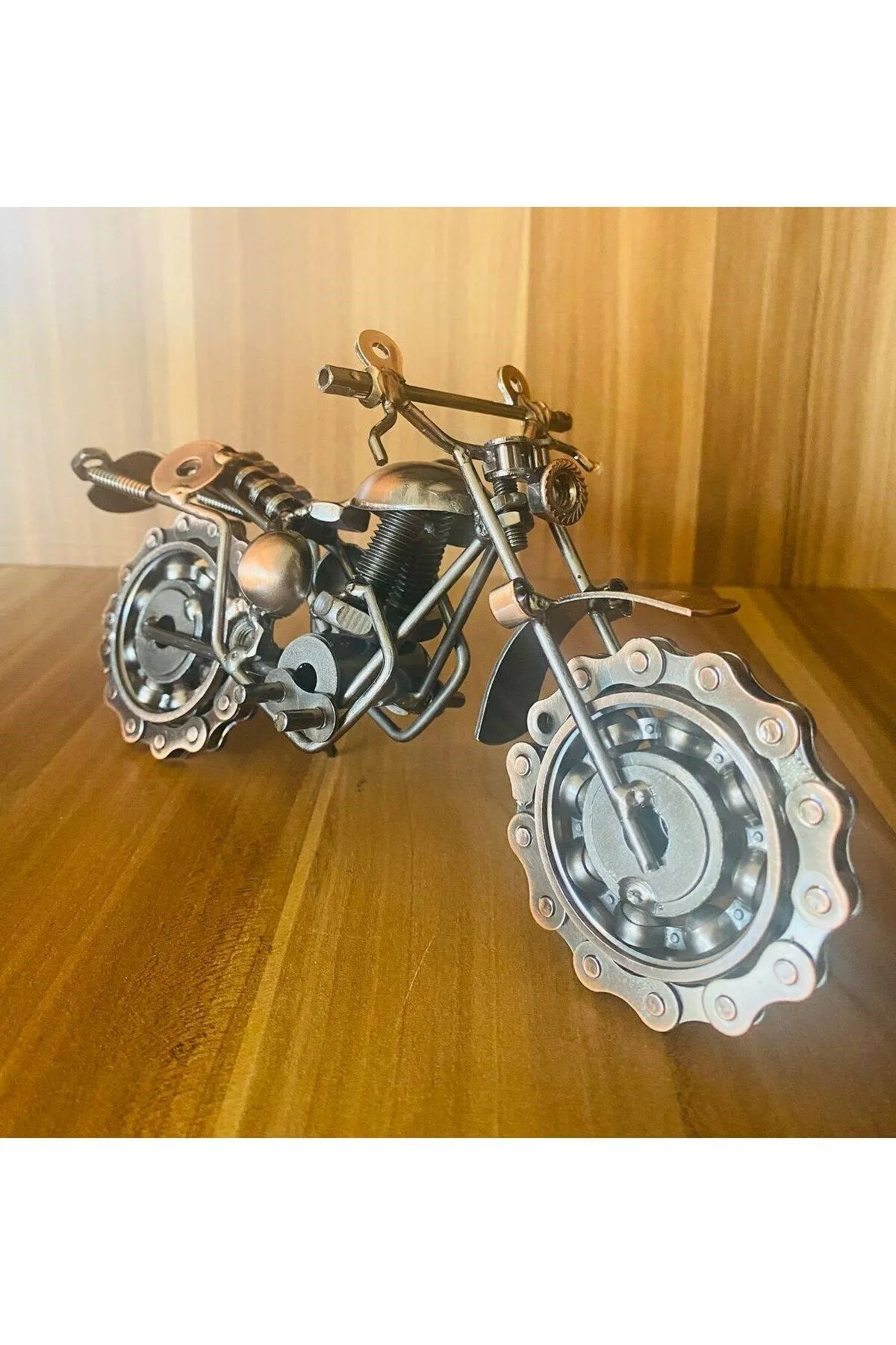 MYK HEDİYE VE SANAT ATÖLYESİ Özel Tasarım MYK Metal Motor Sanatın ve Mühendisliğin Buluştuğu Benzersiz Bir Koleksiyon Parçası görsel 2