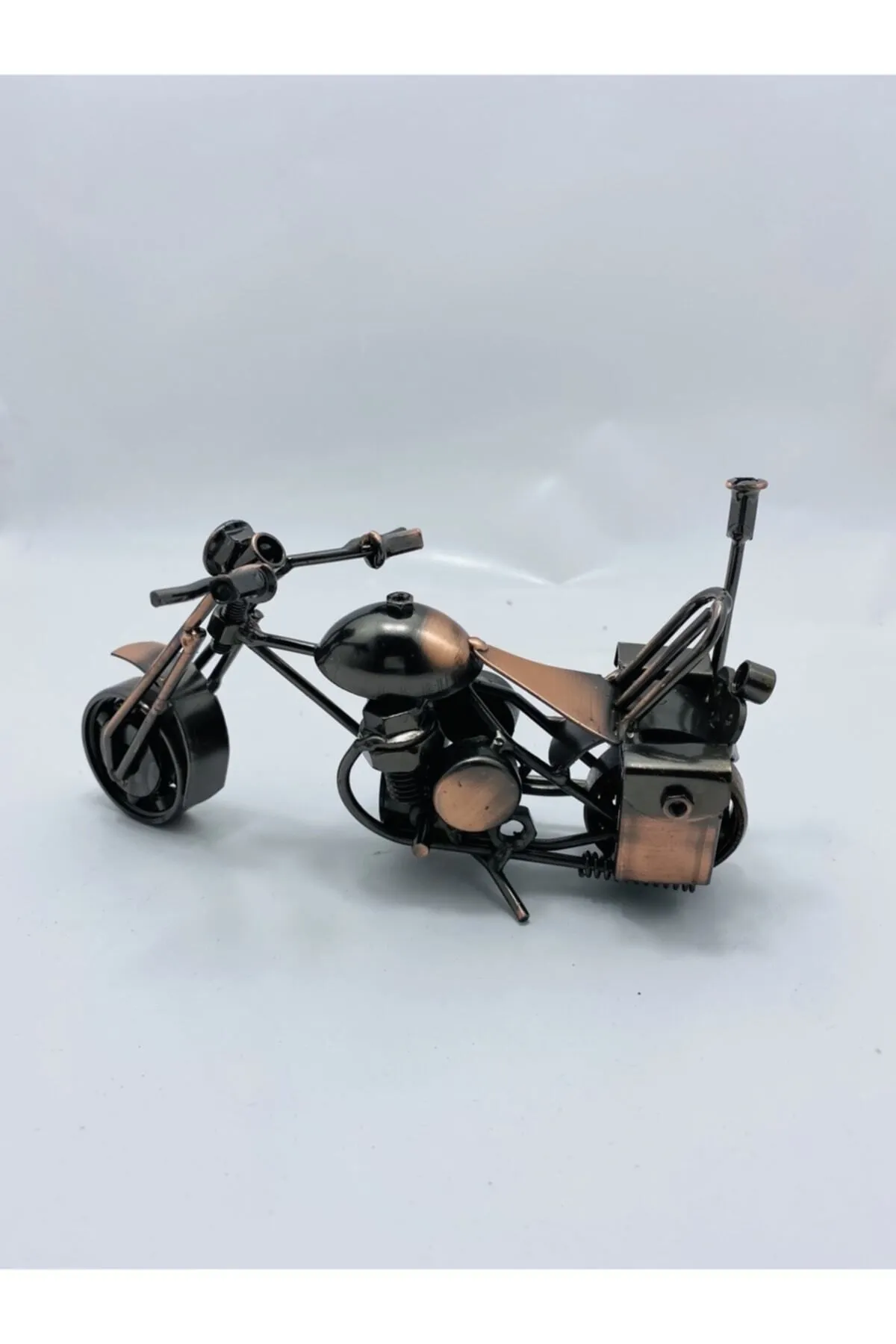 MYK HEDİYE VE SANAT ATÖLYESİ  Metal El Yapımı Çantalı Motor görsel 4