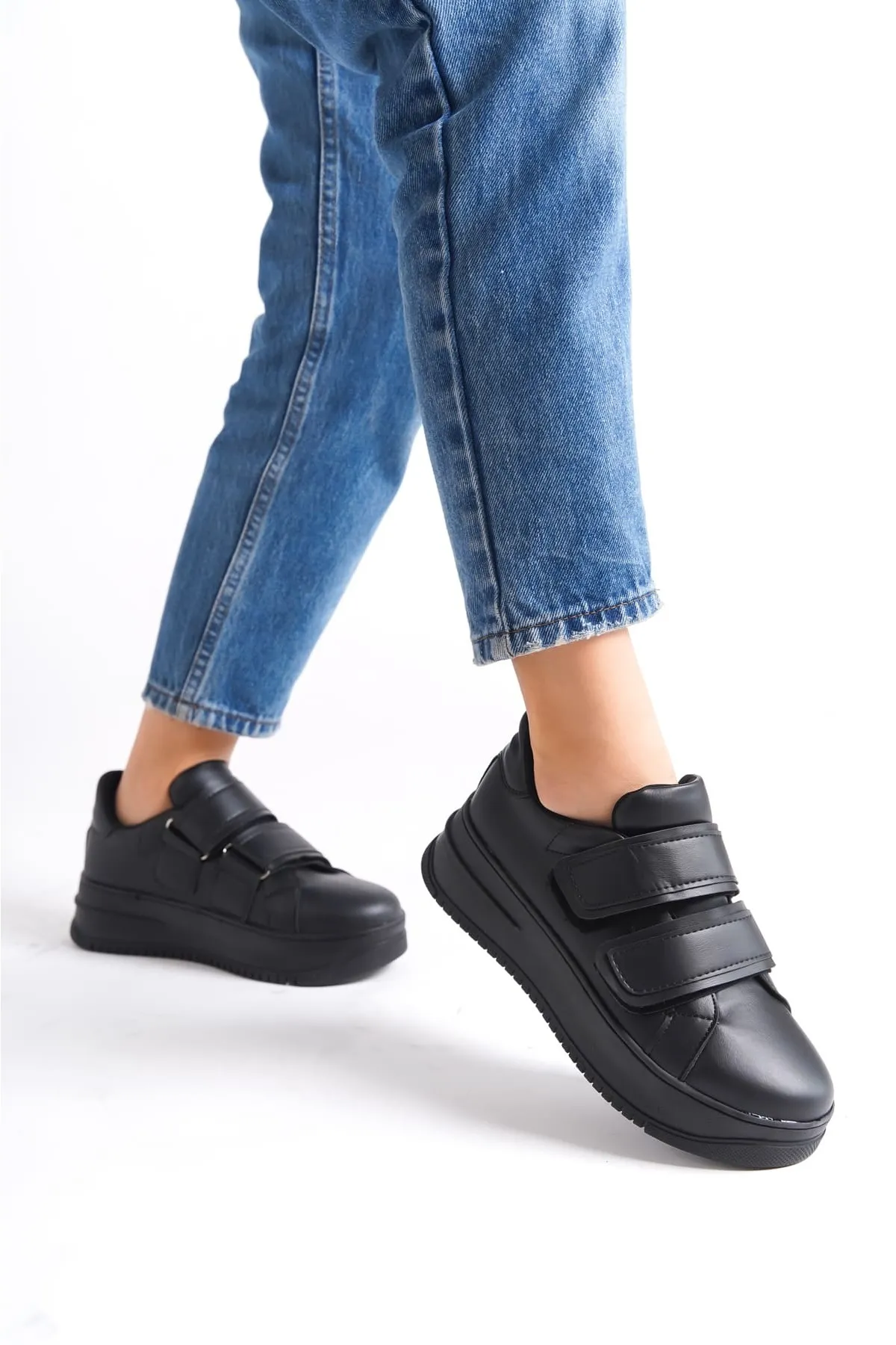Baybonza Valencıa Bağcıksız Cırt Cırtlı Ortopedik Taban Kadın Sneaker Ayakkabı St Siyah