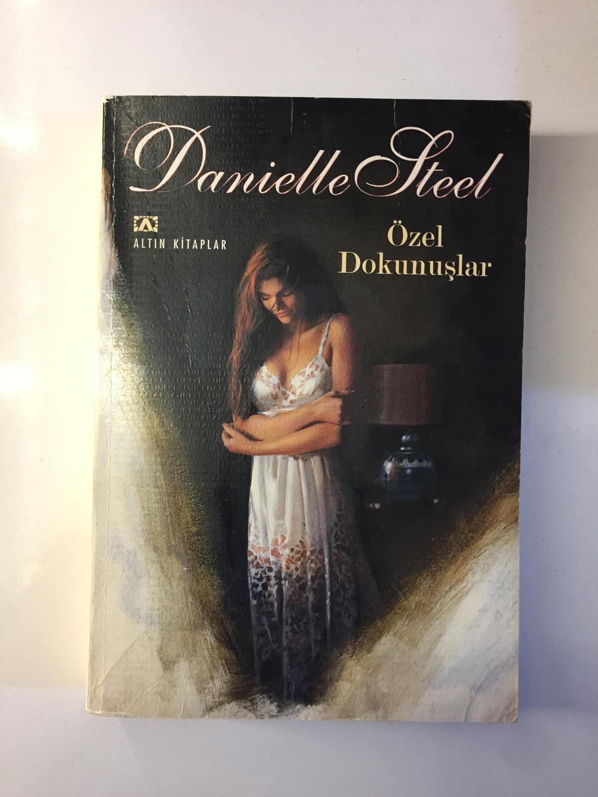 Özel Dokunuşlar - Danielle Steel