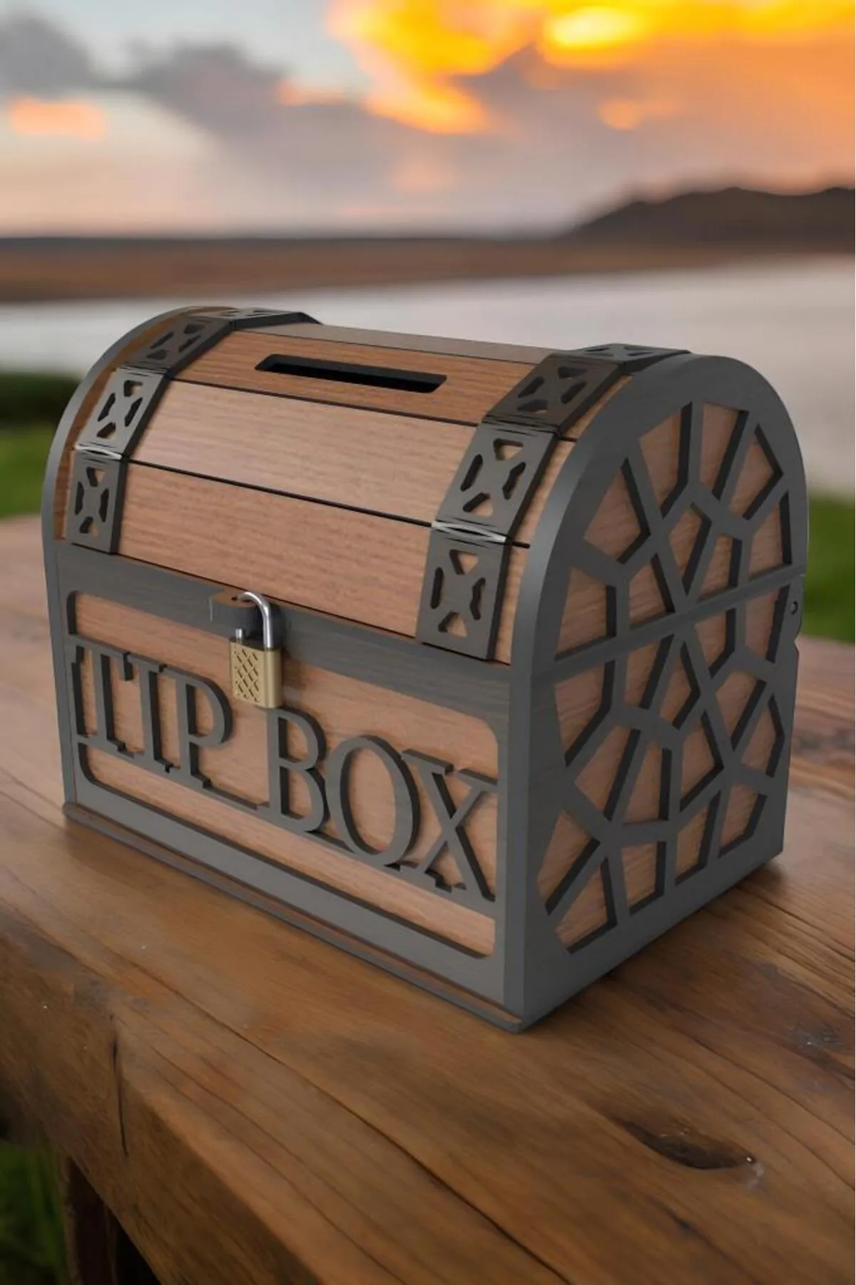 Silay Hediyelik Ceviz Renk Klitli Bahşiş Kutusu Ve Kumbara Sandık Tipi Ahşap Tipbox