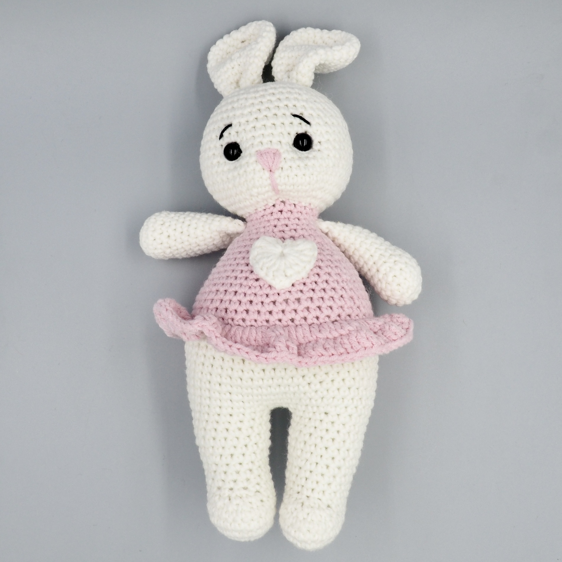 Pembe Elbise-Bandana ve Sevimli Tavşancık Amigurumi Oyuncak Hediye Kutusu görsel 2