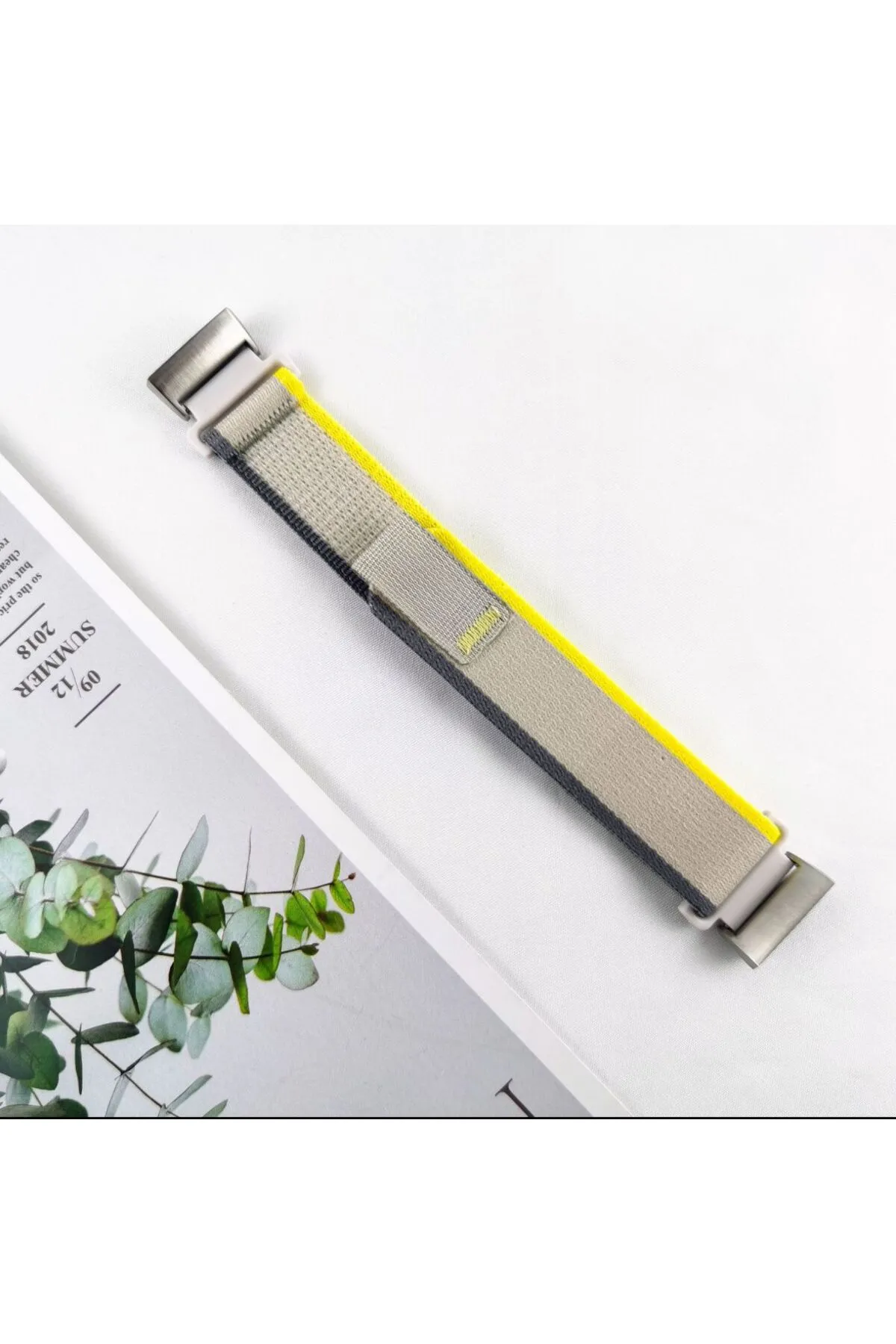 MarkaCase Fitbit Charge 4 Için Trail Kordon - Krem/Sarı