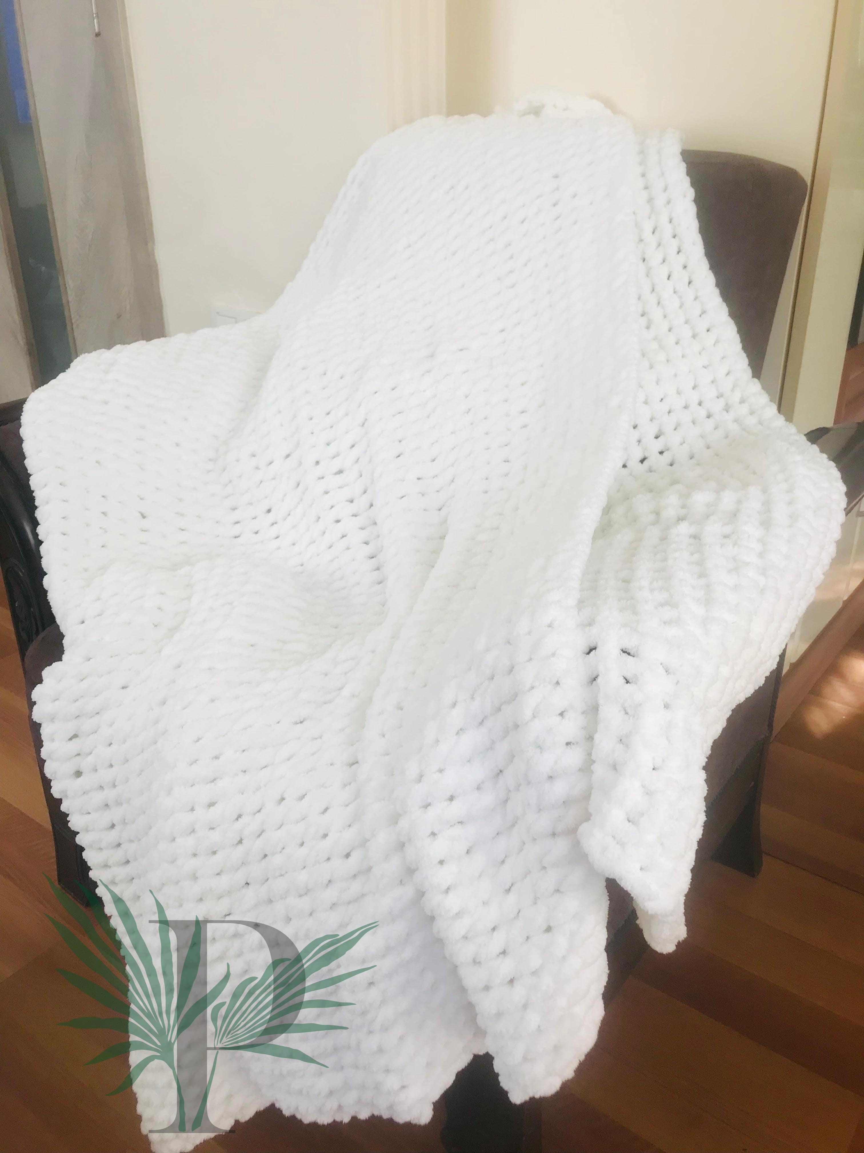 Palm Puffy Kar Beyazı 150x 200 Tek Kişilik Battaniye
