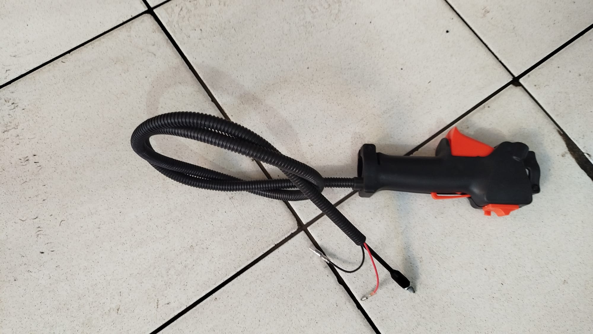 SIRT  TIRPAN   GAZ KOLU  KABZE