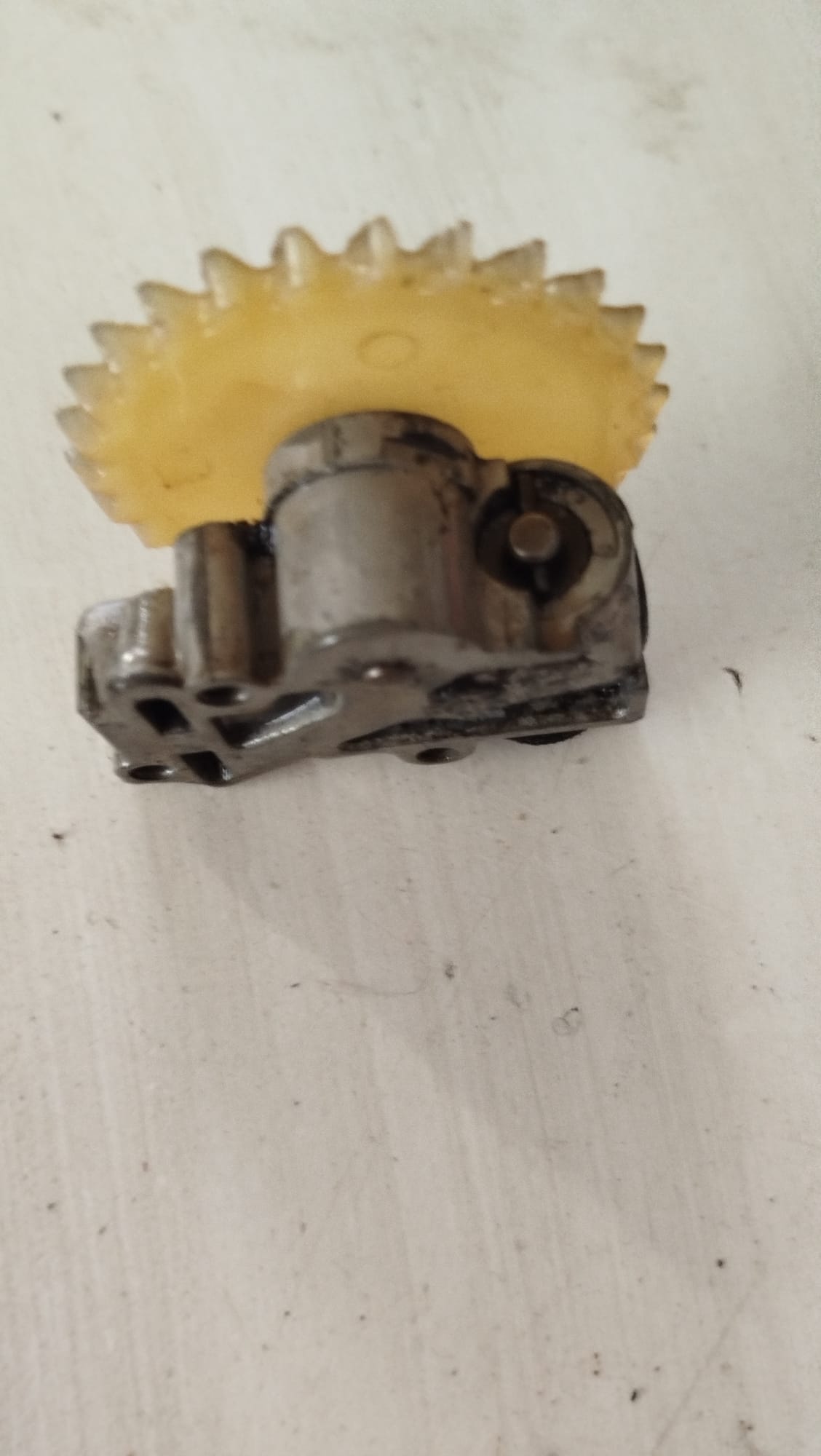STHILL  MOTORLU TESTERE YAĞ POMPASI     STIHL     038/045/048/056/MS380/381