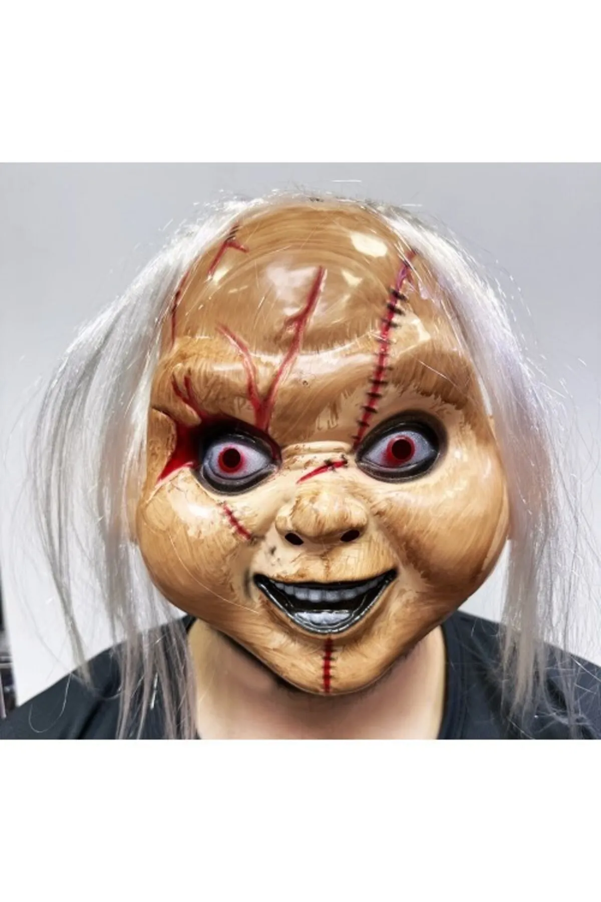 Beyaz Saçlı Chucky Maskesi