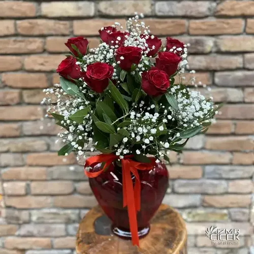Derin Flowers Kalp Vazoda 11 Gül