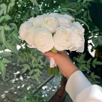 SavBrand Şakayık Gelin Buketi - Beyaz Şakayık Gelin Çiçeği - Atma Çiçeği - Nikah Çiçeği - Gelin Atma Çiçeği
