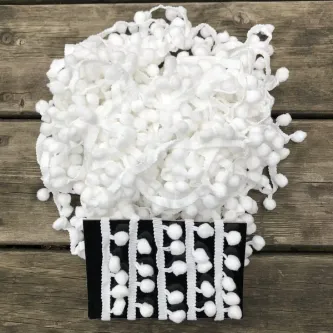 SavBrand 3 Metre Beyaz Şerit Ponpon