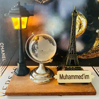 MYK HEDİYE VE SANAT ATÖLYESİ  Ofis Hediyesi Set Cam Dünya Küre Metal Eyfel Sokak Lambası Ahşap Kaide