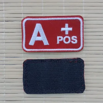 İzmir Askeri Malzeme Kırmızı Kadife Zemin Beyaz Nakış işlemeli A + POS Kan-Gruplu Arma Patch Peç