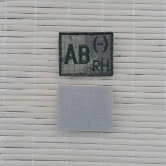 İzmir Askeri Malzeme Kara Kuvvetleri Eski Kamuflaj Renkli Nakış işlemeli AB Rh - Ufak Kan Gruplu Arma Patch Peç