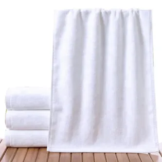 Beyaz Renk Banyo Havlusu 65 x 140